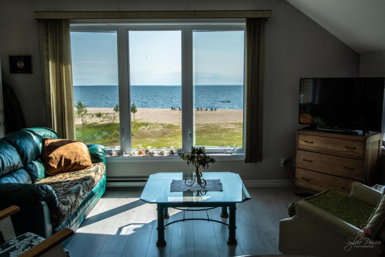 Domaine Sur Une Plage Saint-Félicien Exterior foto