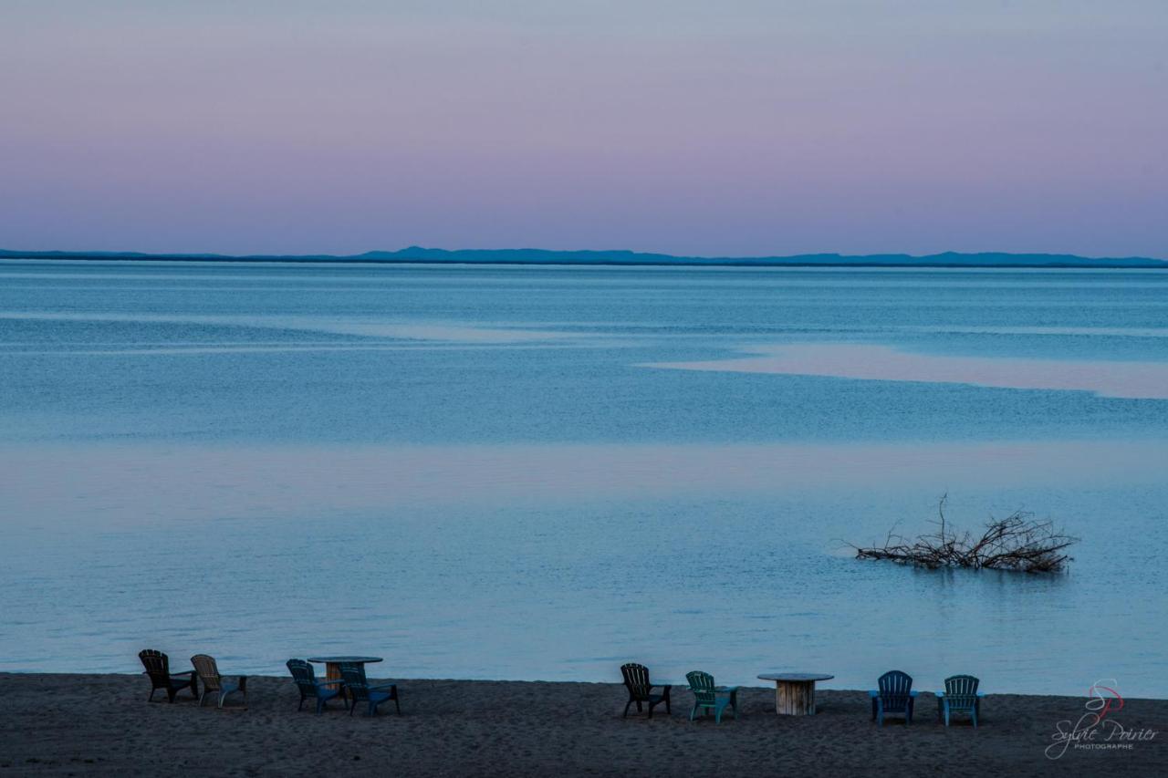 Domaine Sur Une Plage Saint-Félicien Exterior foto
